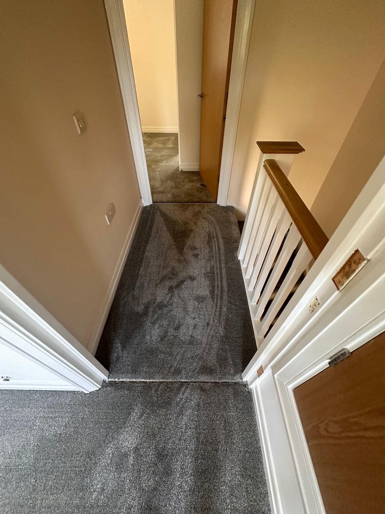 Landing to Stairs